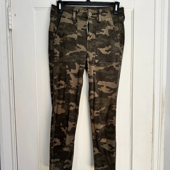 AE Camo Next Level Strecth Pants - Picture 1 of 3